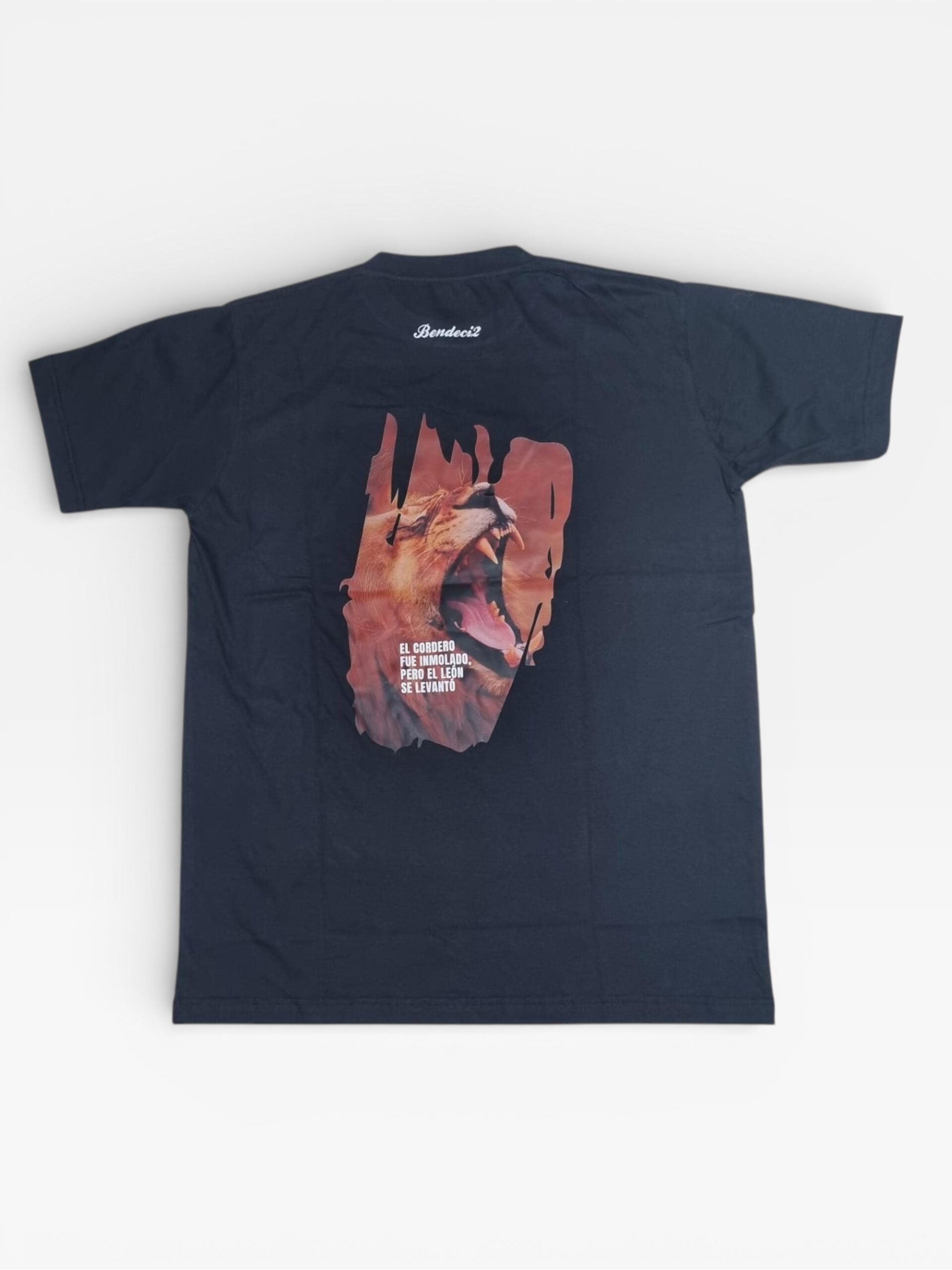 Remera El león Color negro back