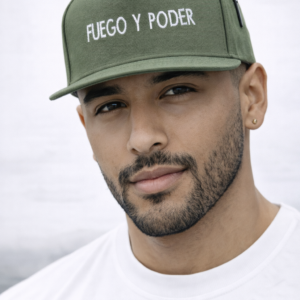 Gorra Plana “Fuego y Poder” – Bendeci2